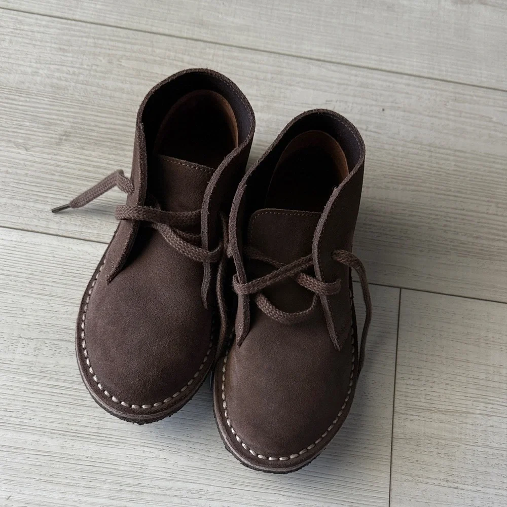 Crew cuts J Crew boys suede chukka boots Chelsea boots